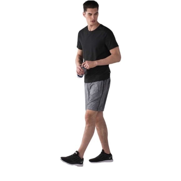 Lululemon Pace Breaker Short 9” Size Large Gray - Picture 3 of 14